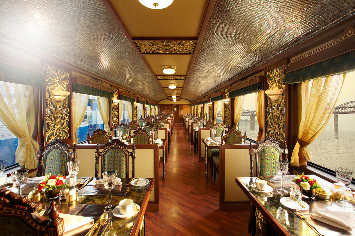 maharaja train tour price